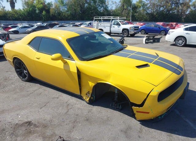 2017 DODGE Challenger
