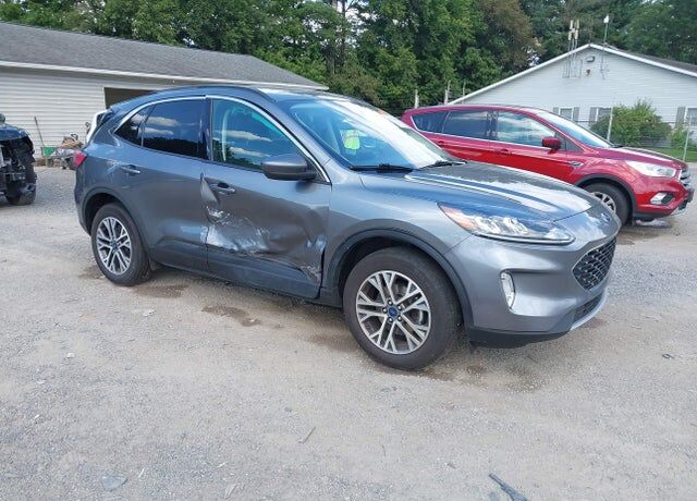 2022 FORD Escape