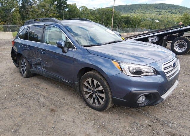 2016 SUBARU Outback
