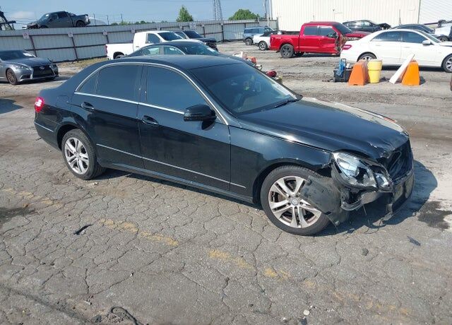 2011 MERCEDES-BENZ E-Class