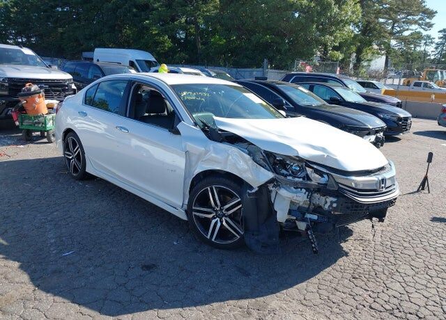 2017 HONDA Accord