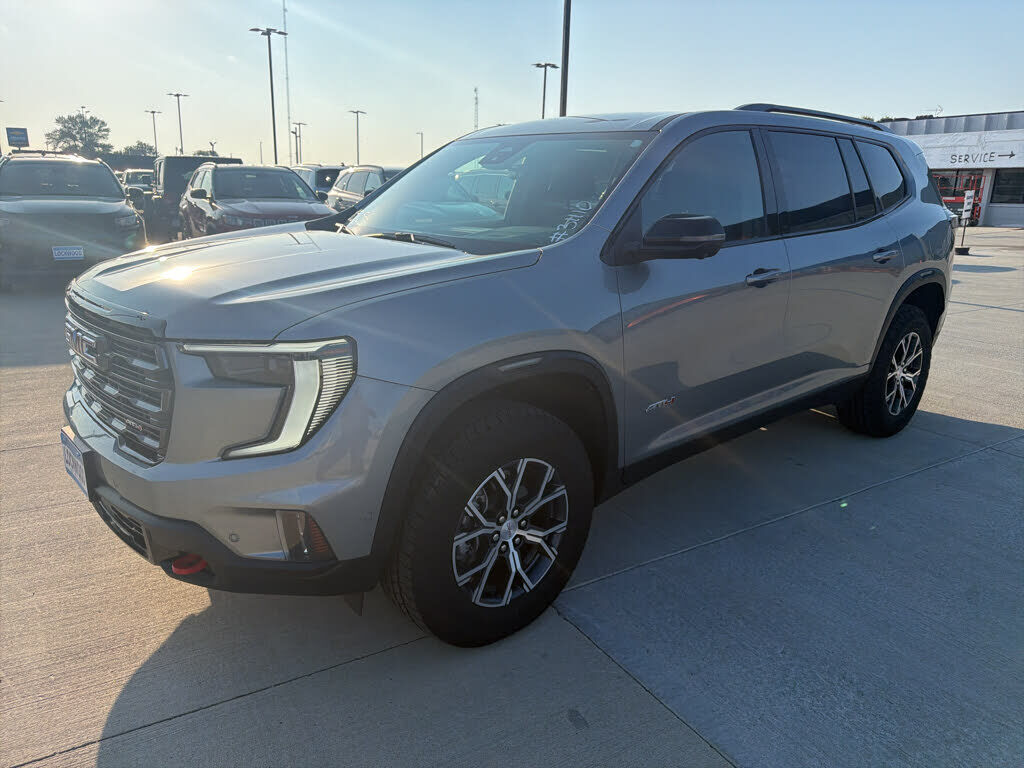 2026 GMC Acadia