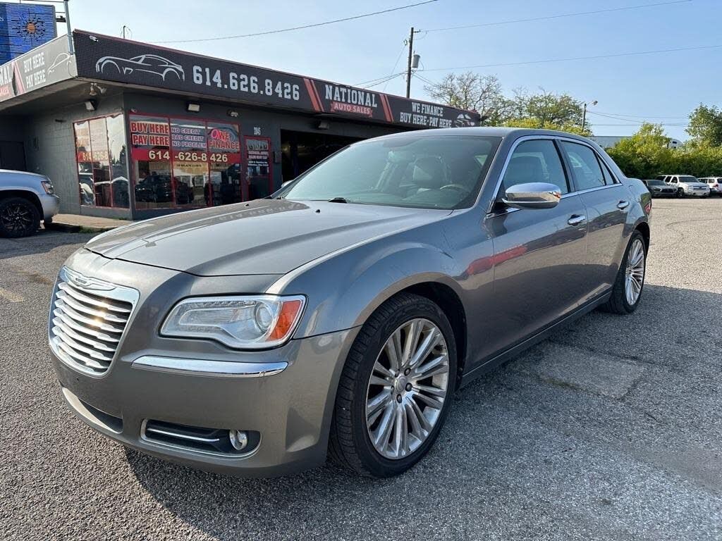 2011 CHRYSLER 300