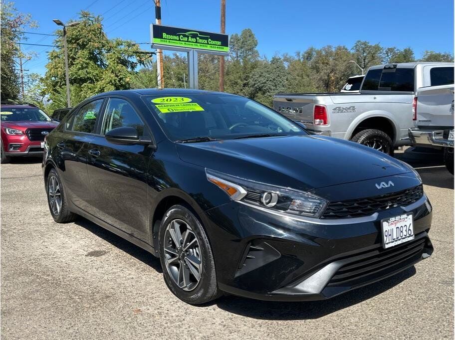 2023 KIA Forte