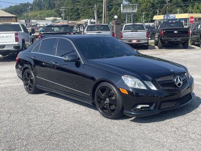 2011 MERCEDES-BENZ E-Class