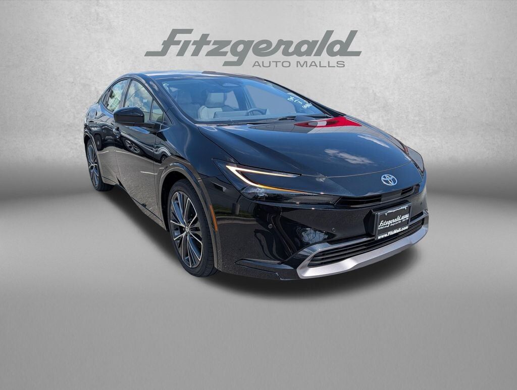 2027 TOYOTA PRIUS