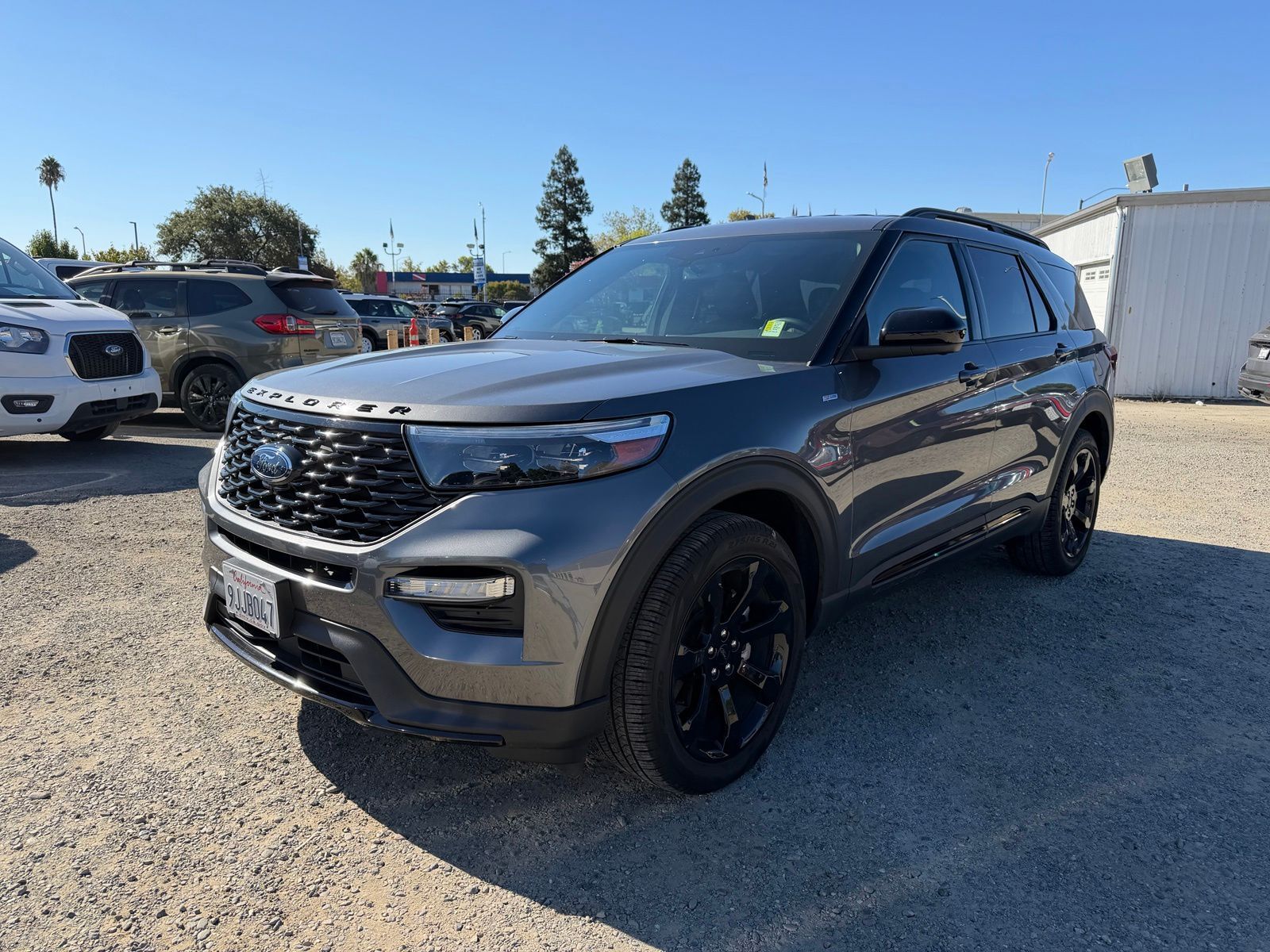2023 FORD Explorer
