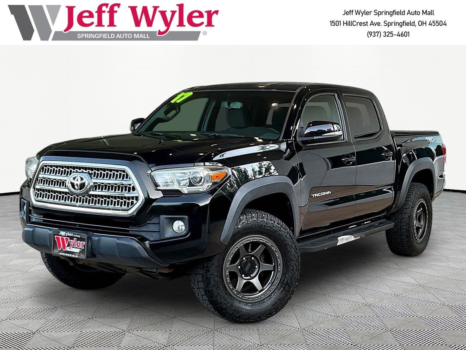 2017 TOYOTA Tacoma