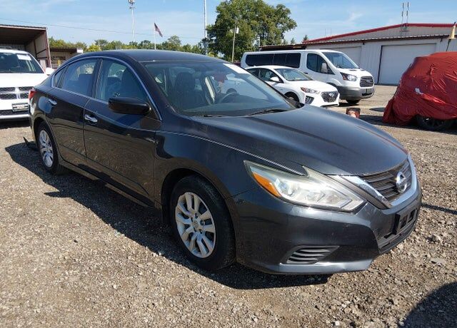 2016 NISSAN Altima