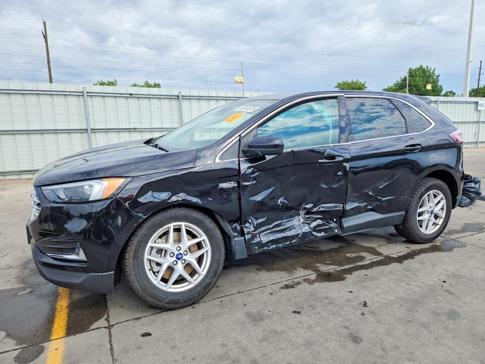 2022 FORD Edge