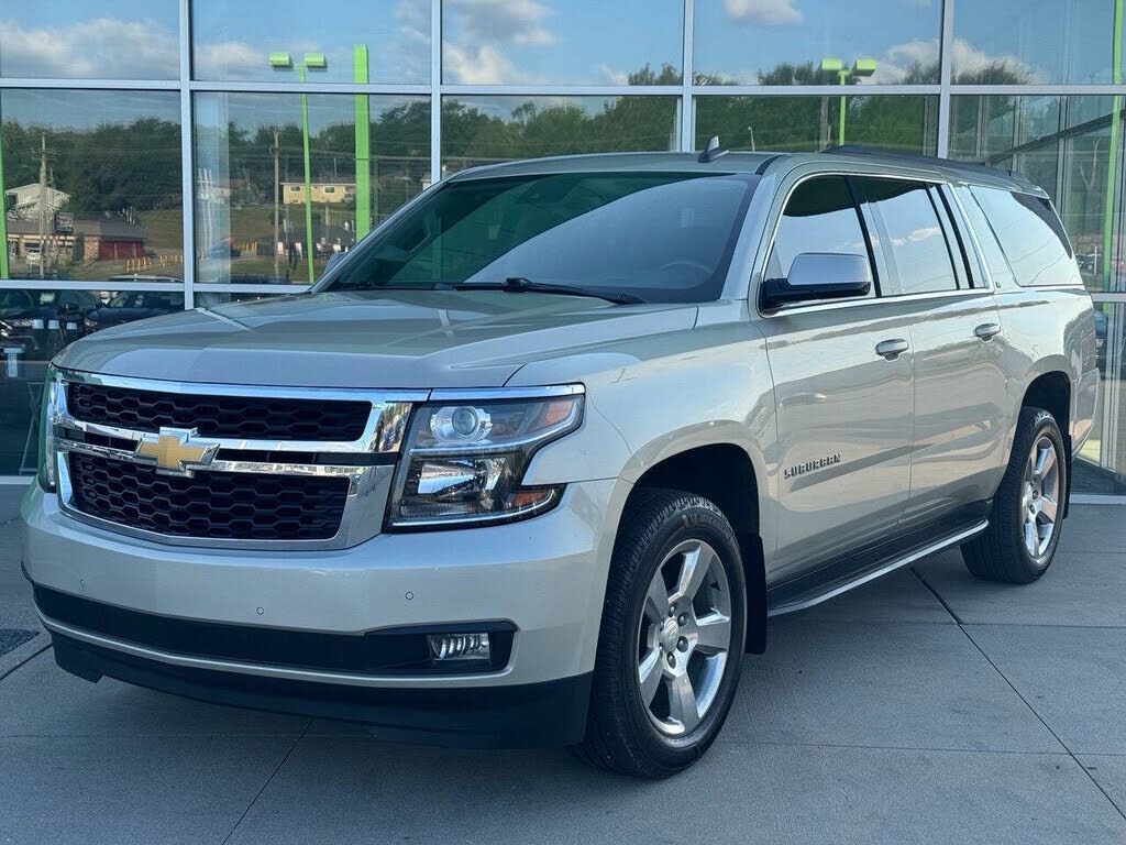 2016 CHEVROLET Suburban