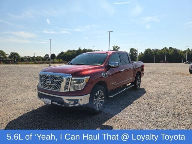 2017 NISSAN Titan
