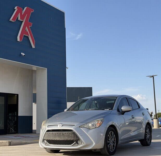 2019 TOYOTA Yaris