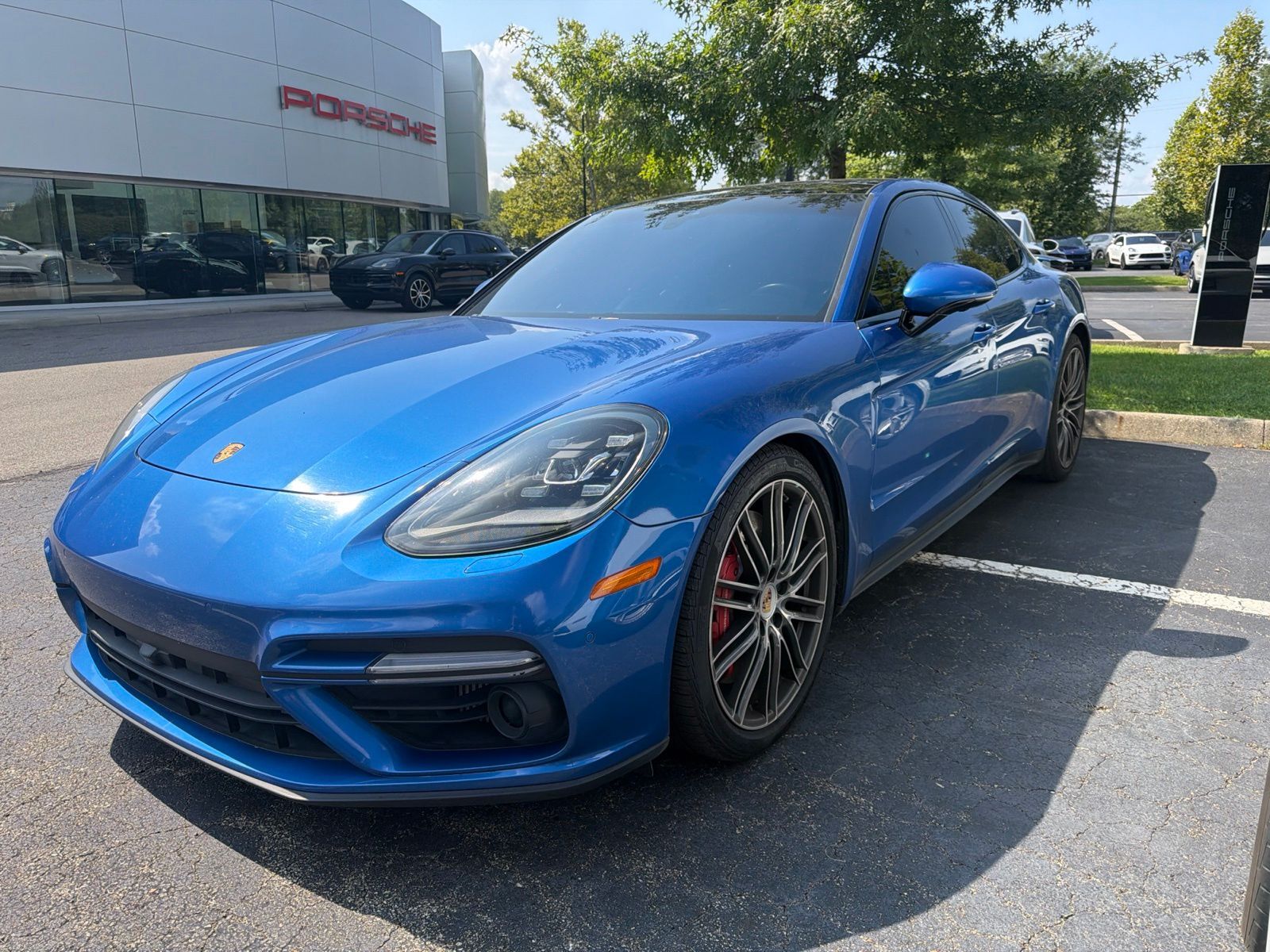 2017 PORSCHE Panamera