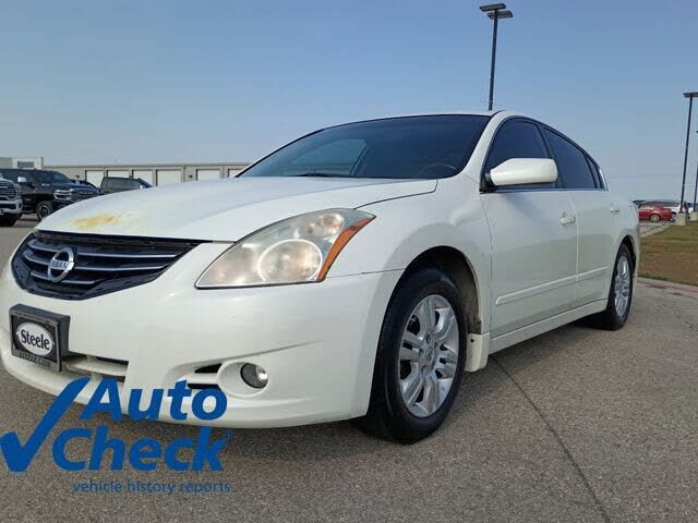 2012 NISSAN Altima
