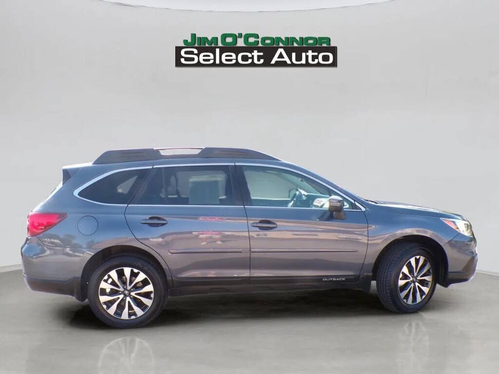 2016 SUBARU Outback