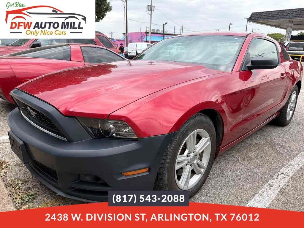 2013 FORD Mustang