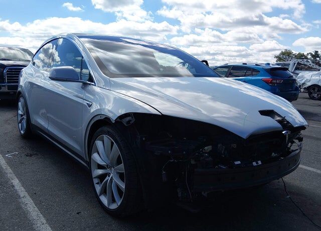 2016 TESLA Model X