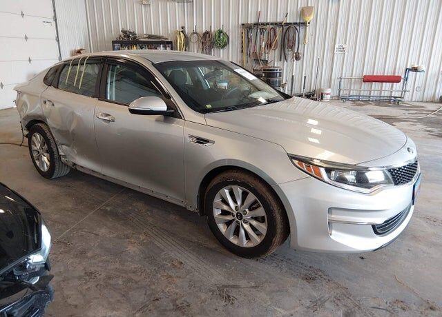 2018 KIA Optima
