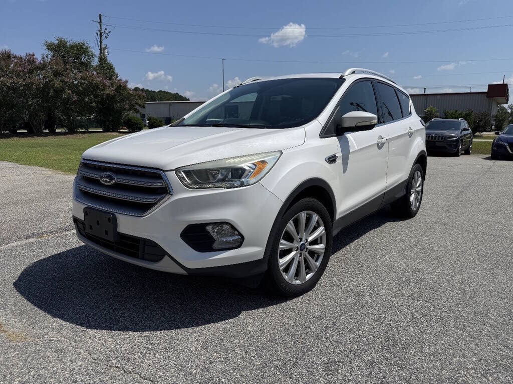 2017 FORD Escape