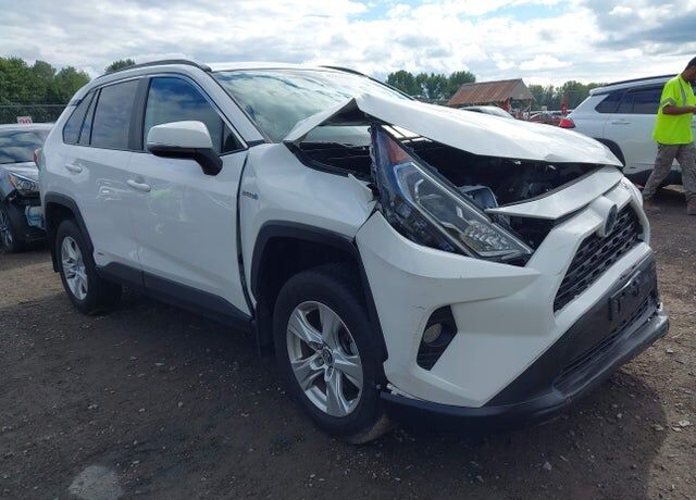 2020 TOYOTA RAV4