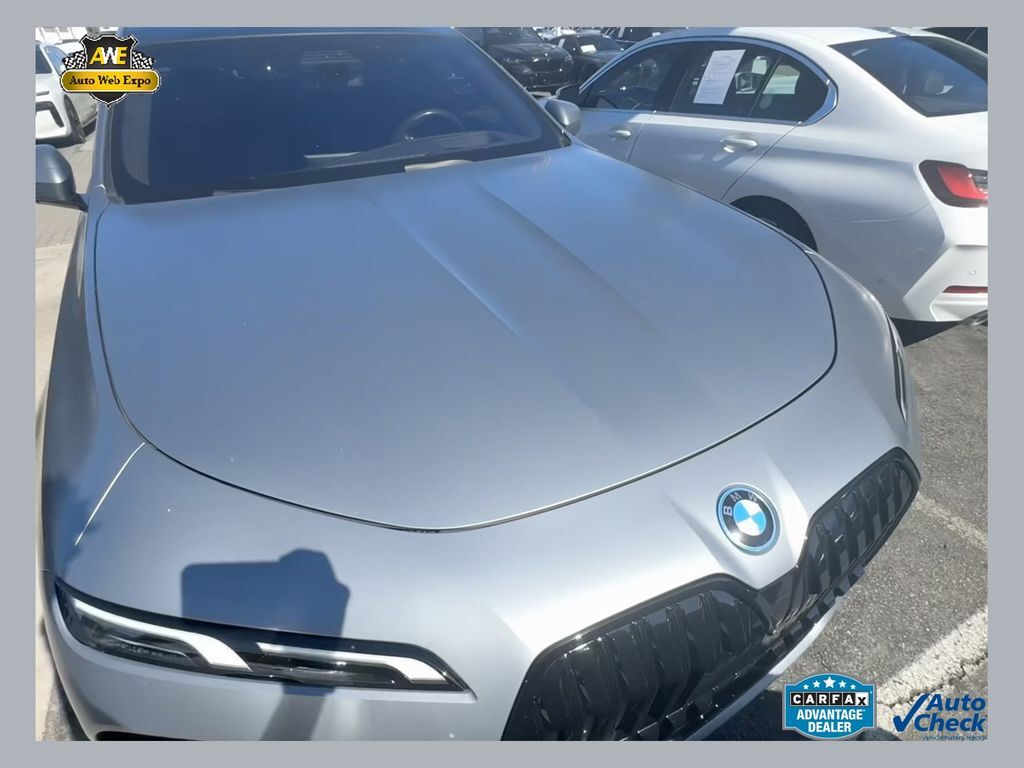2023 BMW i7