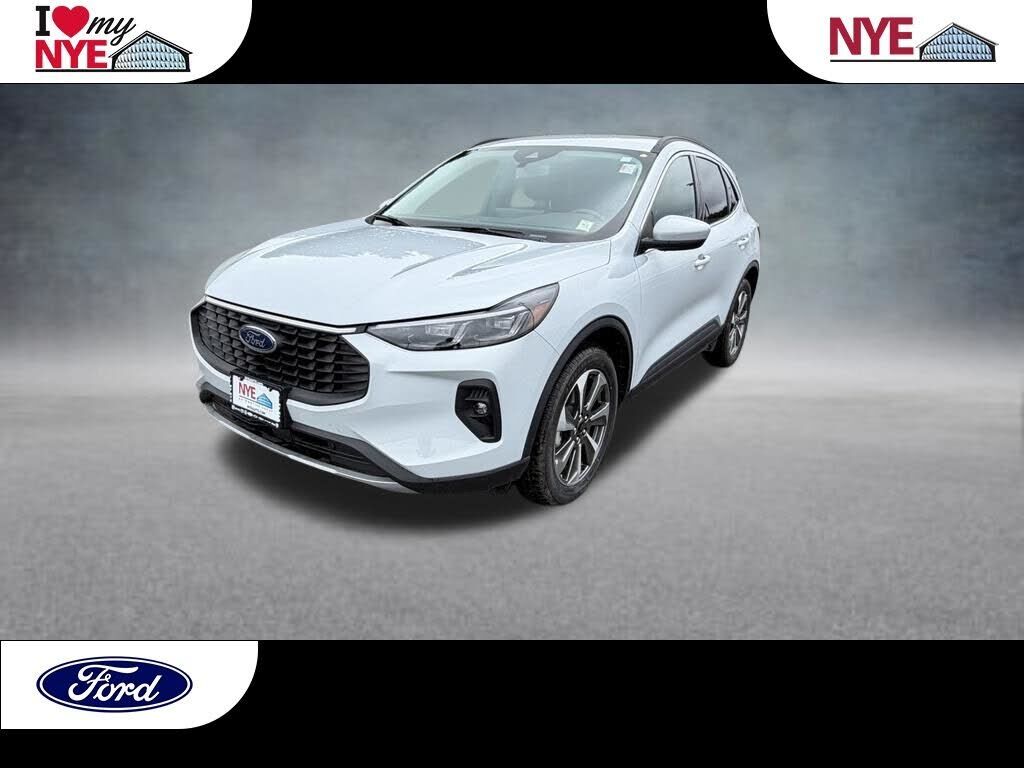 2025 FORD Escape