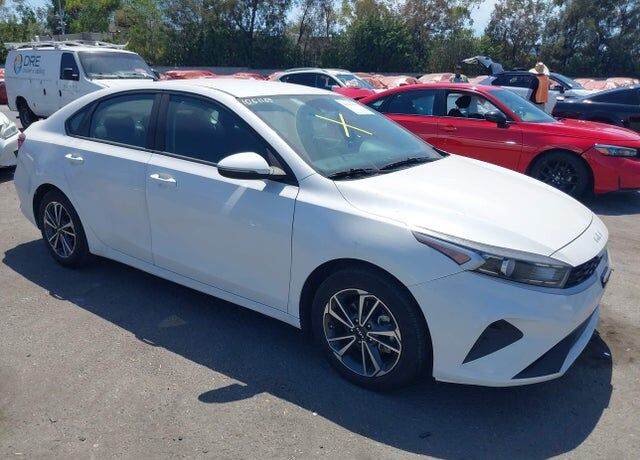 2023 KIA Forte