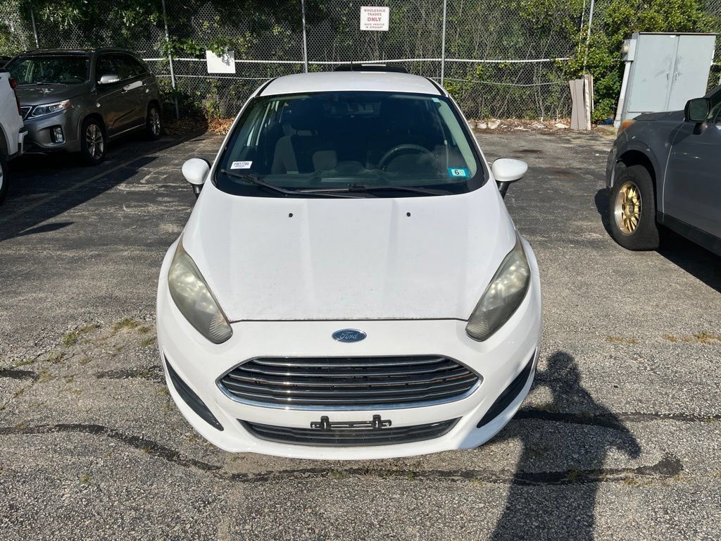 2016 FORD Fiesta