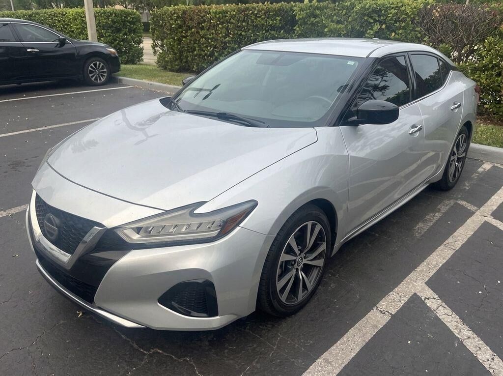 2019 NISSAN Maxima