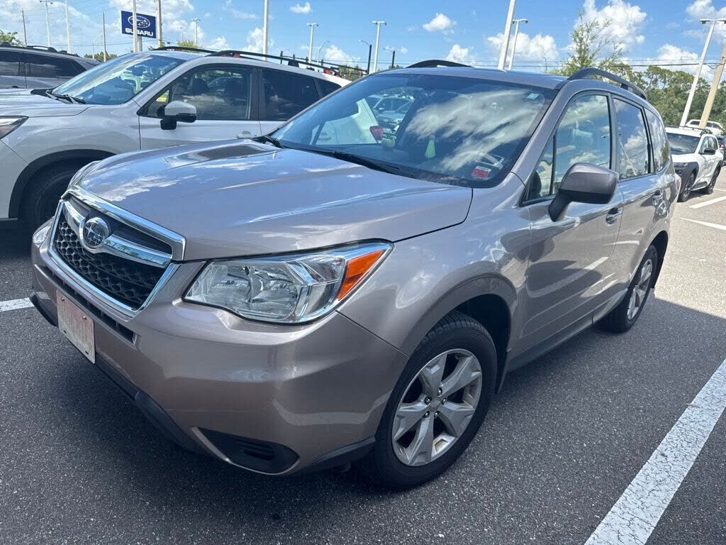2016 SUBARU Forester
