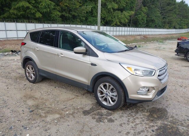 2017 FORD Escape