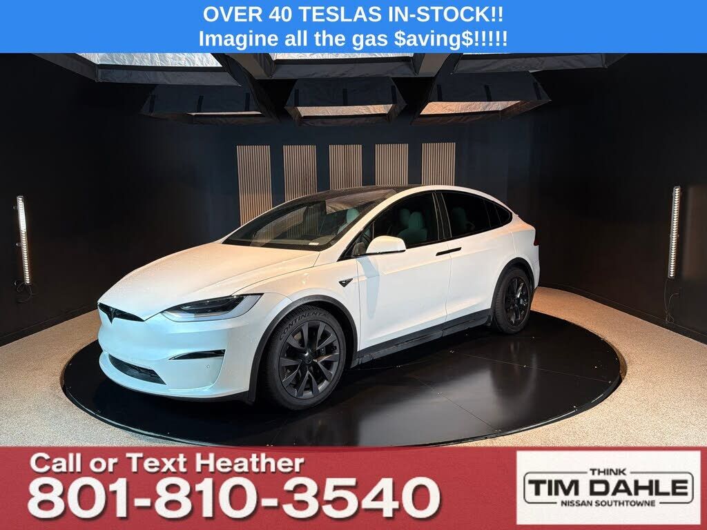 2022 TESLA Model X