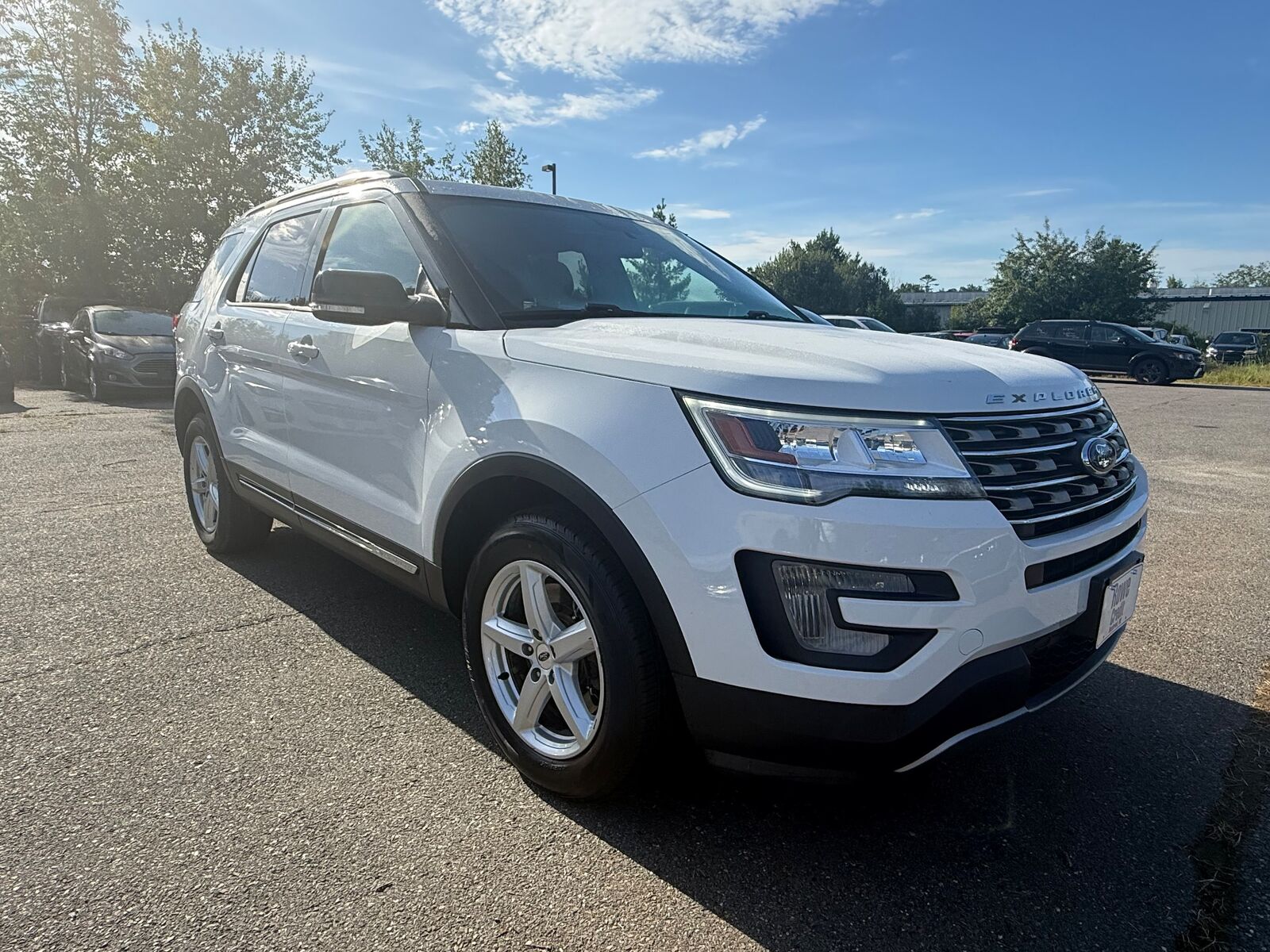 2017 FORD Explorer