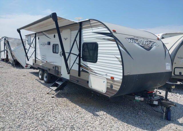2018 FOREST RIVER Wildwood towables