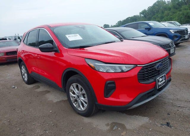 2024 FORD Escape