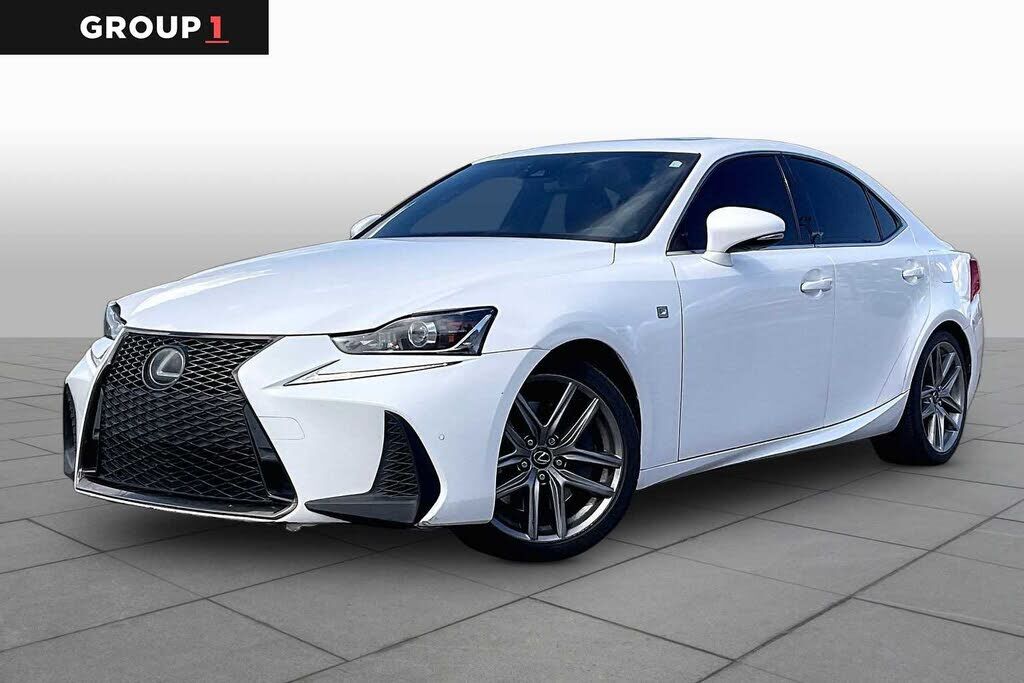2018 LEXUS IS