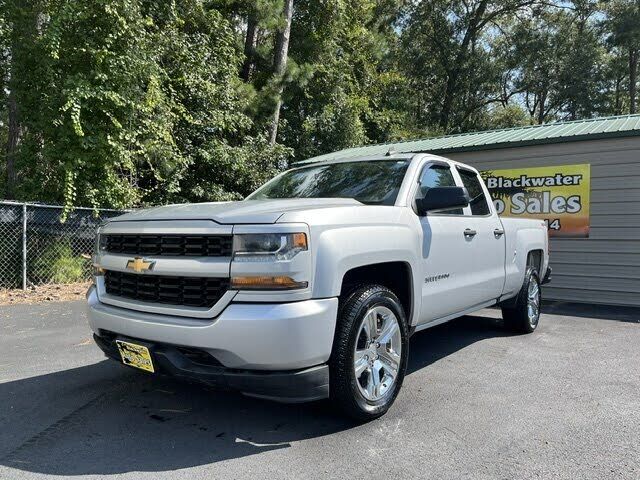 2018 CHEVROLET Silverado