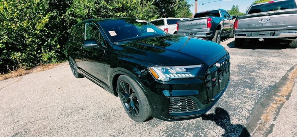 2023 AUDI SQ7