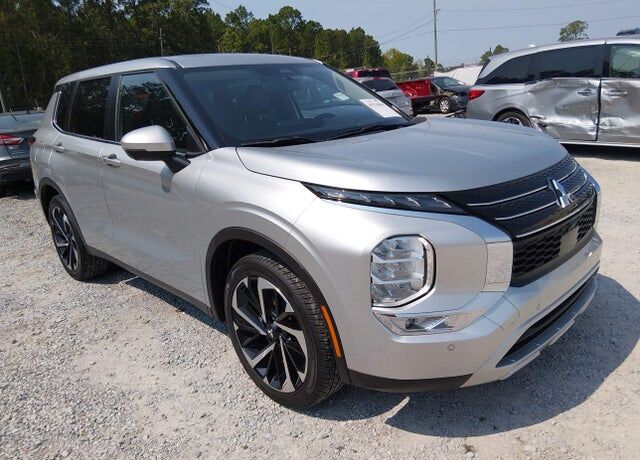 2024 MITSUBISHI Outlander