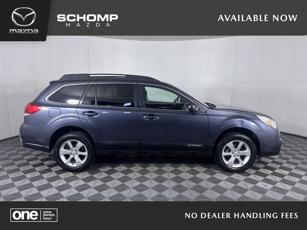 2014 SUBARU Outback
