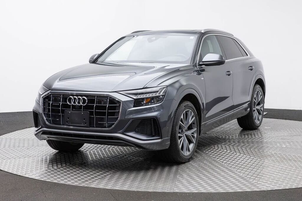 2021 Audi Q8