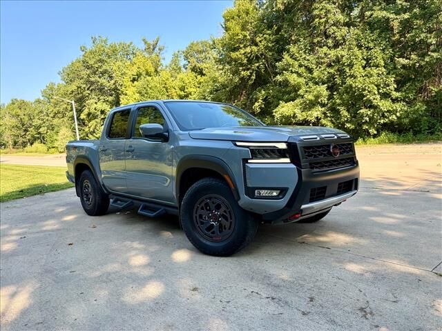 2025 NISSAN Frontier
