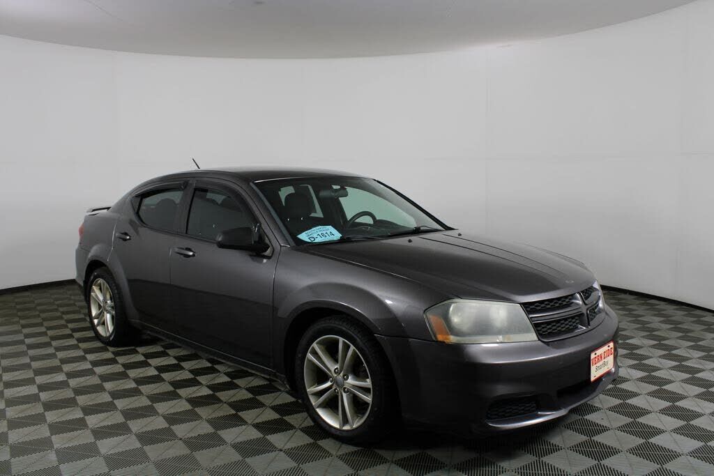2014 DODGE Avenger