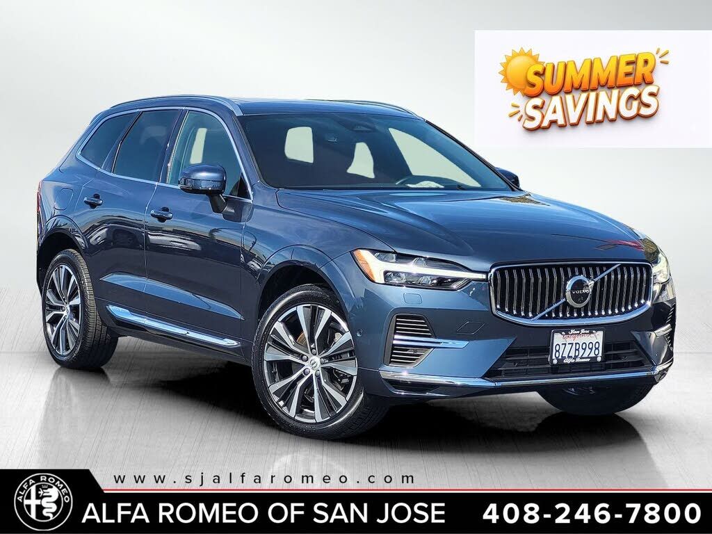 2022 VOLVO XC60
