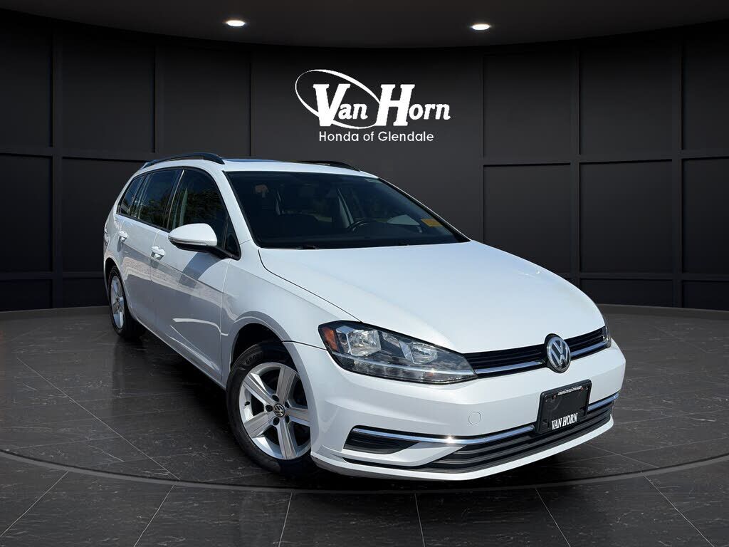 2018 VOLKSWAGEN Golf SportWagen