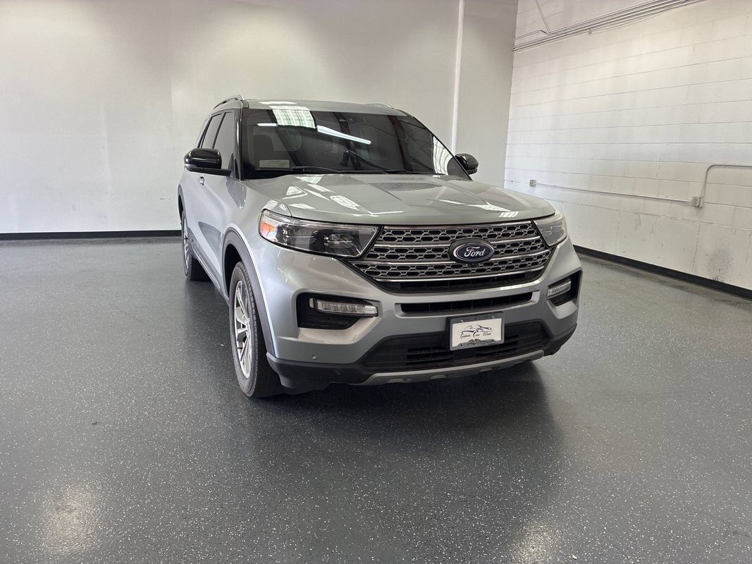 2021 FORD Explorer