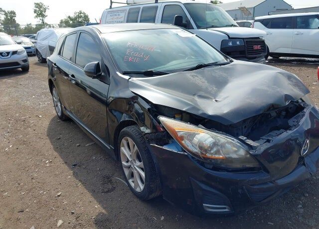 2011 MAZDA Mazda3