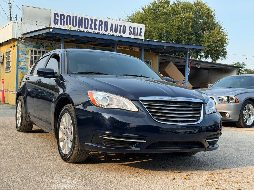 2012 CHRYSLER 200