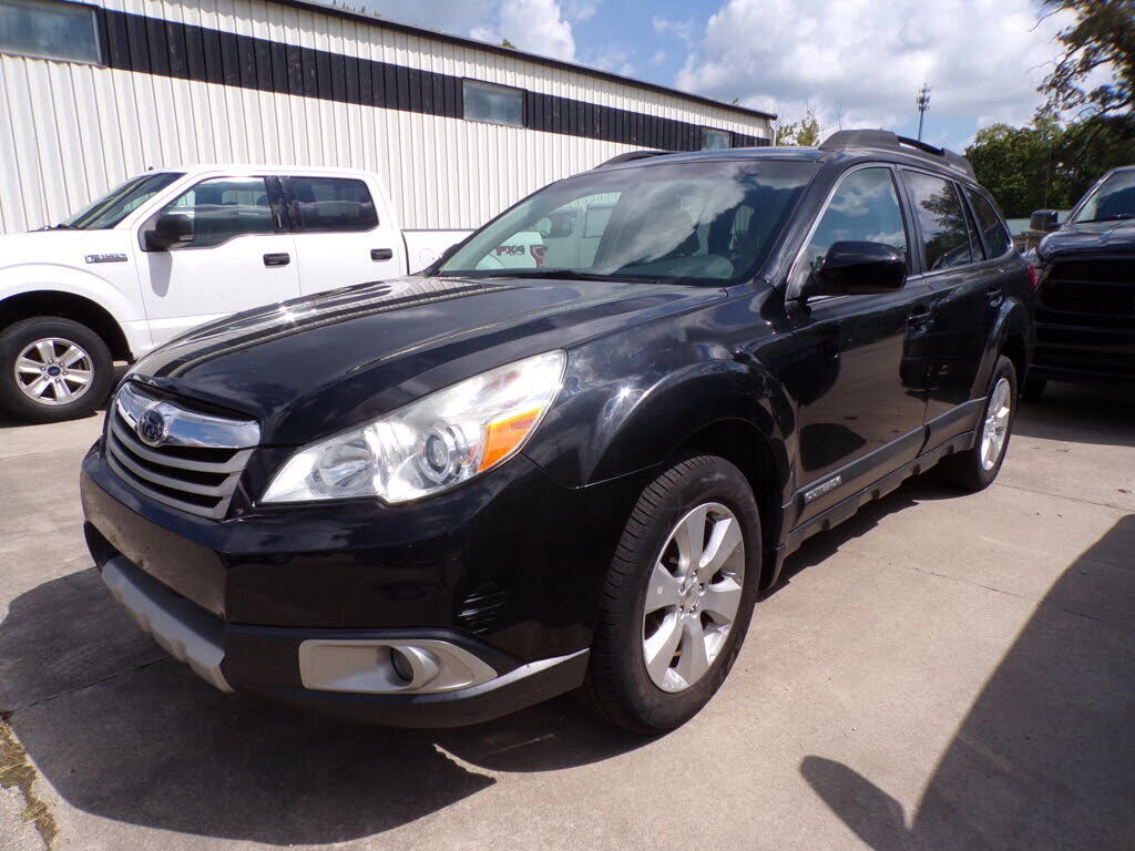 2011 SUBARU Outback